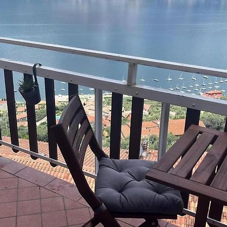 Apartament Sheila House Brenzone sul Garda Zewnętrze zdjęcie